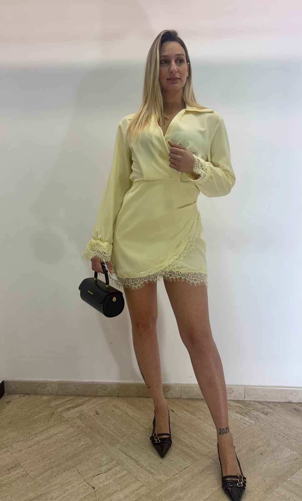 Abito Portafoglio Elegante con Pizzo - Taglia Unica