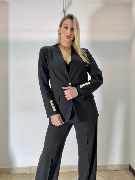 Completo Giacca e Pantalone con Bottone Gioiello